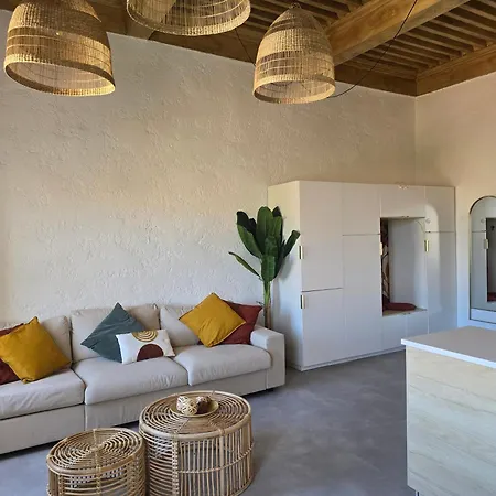 Avec Parking, 150m Du Vieux Port, 50 M2 Apartment La Ciotat